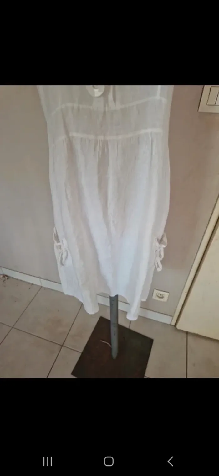 Robe longue blanche 100 %lin made in italy taille m - photo numéro 3