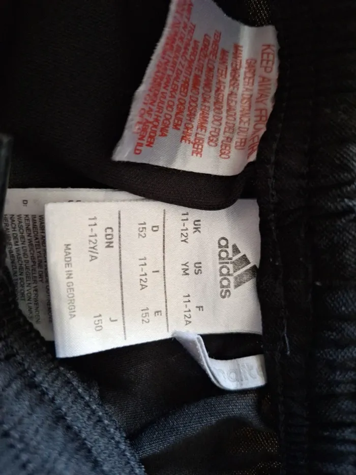 Short Adidas 12 ans - photo numéro 2