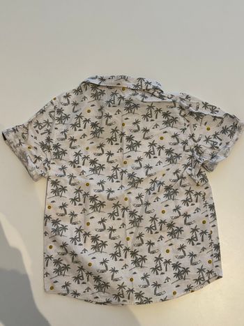 Chemise okaidi  imprimé palmier taille 4 ans 