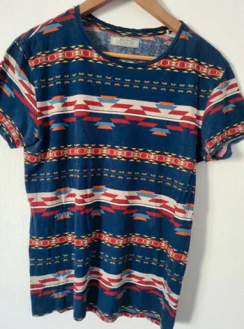 Tee shirt  homme  Bershka taille S