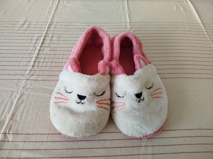 Chaussons ou pantoufles pointure 30 - photo numéro 6