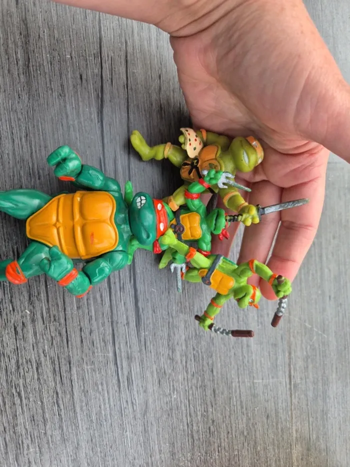 Lot figurines tortues ninja - photo numéro 2