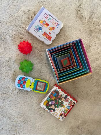 Lot de jouets