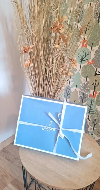 🎁 Coffret cadeau Jacadi 🎁  vêtements garçon en 2 ans