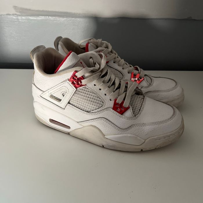 Lot de 3 paires de Jordan 4 métalliques (argent,rouge,vert) - photo numéro 3