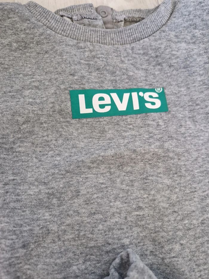 Ensemble levis - photo numéro 2