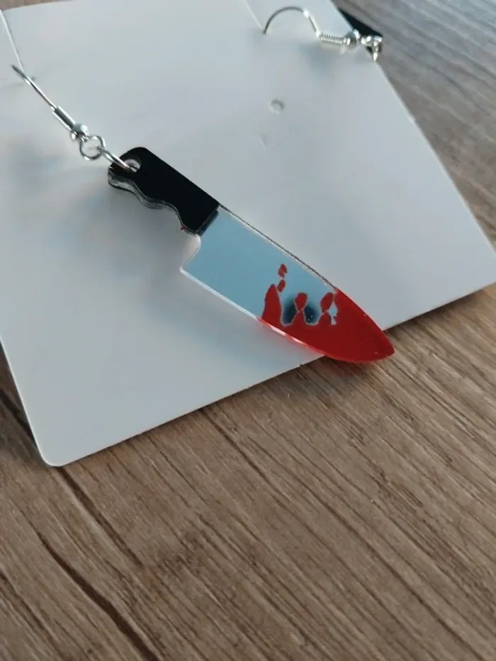 Boucles d'oreilles halloween 🔪 - photo numéro 3