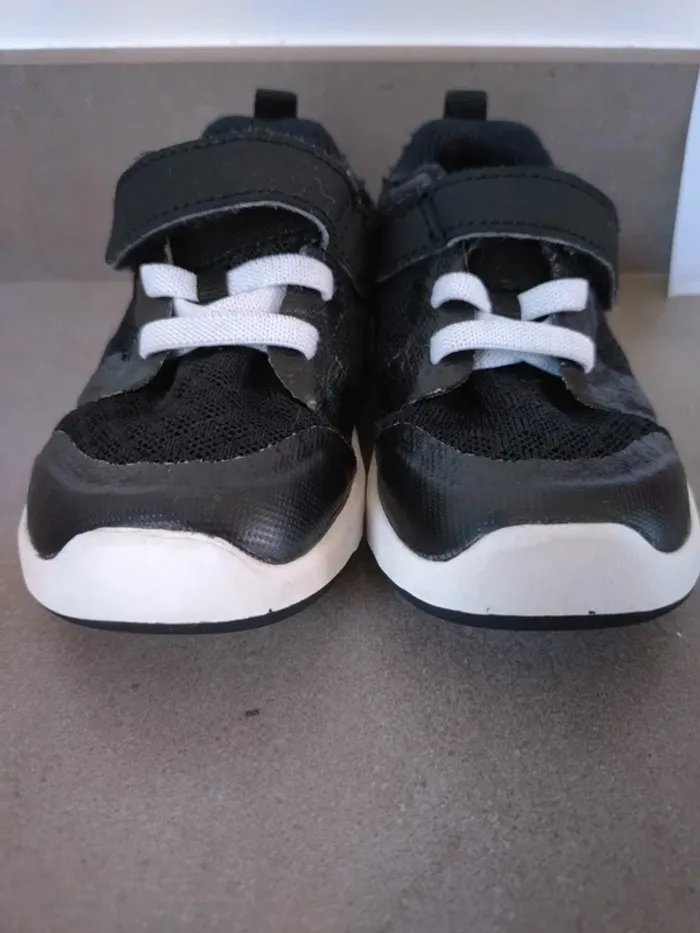 Basket noire T21 - photo numéro 3