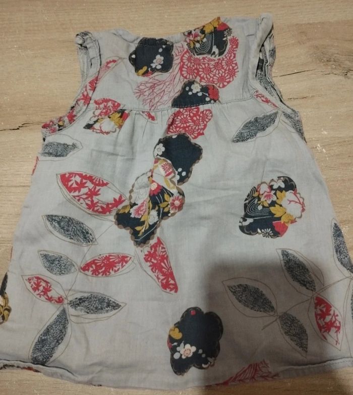 Haut légèr fleuris - photo numéro 2