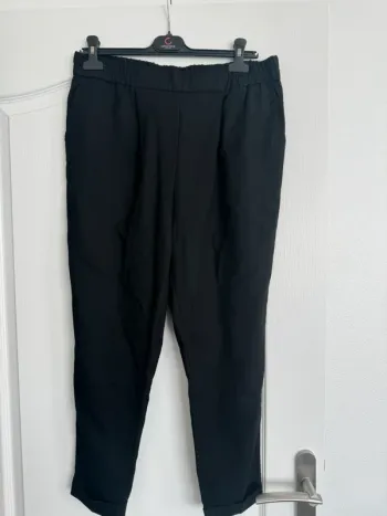 Joli pantalon noir