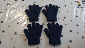 Lot paires gants enfant