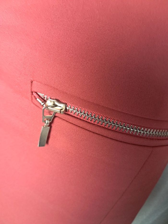 Cop copine jupe courte T.36 en tbe mod. Ground - photo numéro 4