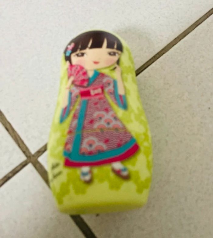 Minimiki vide Akura au Japon