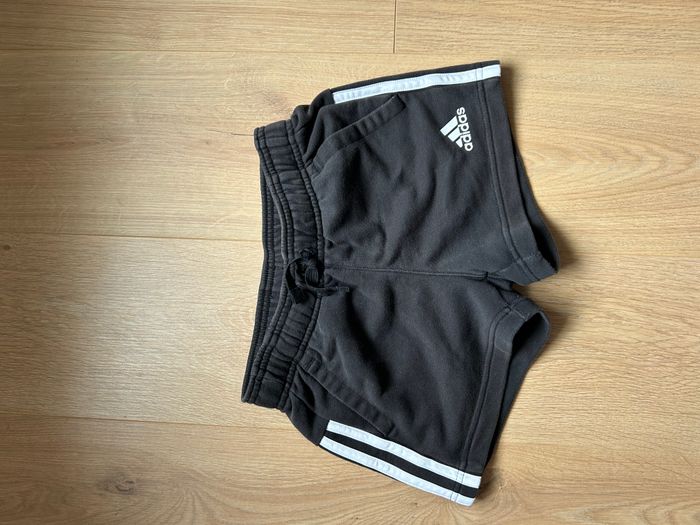 Short adidas - 10 ans