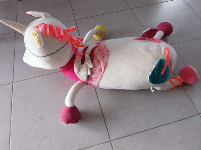 Louise la licorne Tagada - photo numéro 3