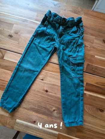 Pantalon Tape à l'oeil, 4 ans.