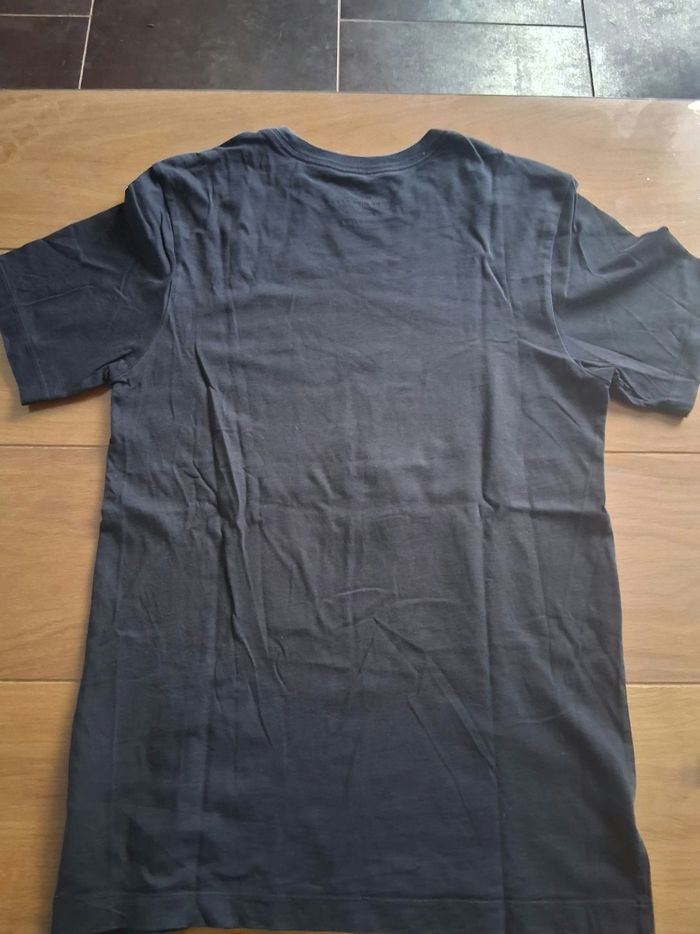 Lots de 2 tee-shirts Taille S (Champion et Nike) - photo numéro 8
