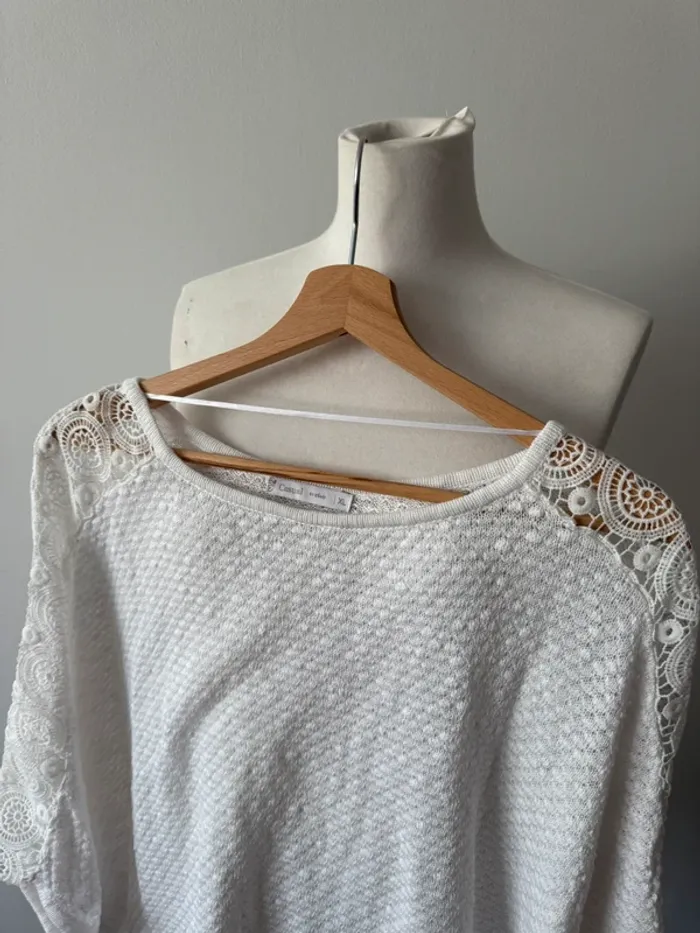 Joli haut broderie XL/42 - photo numéro 3
