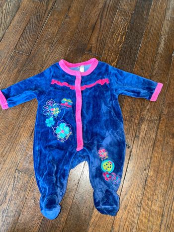 Pyjama velour orchestra  Naissance