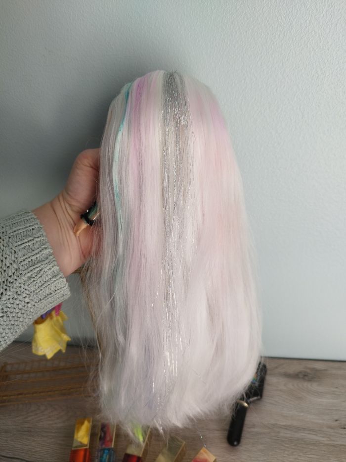 Poupée rainbow high amaya et son dressing - photo numéro 7