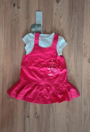 Robe 2 ans neuve avec etiquette