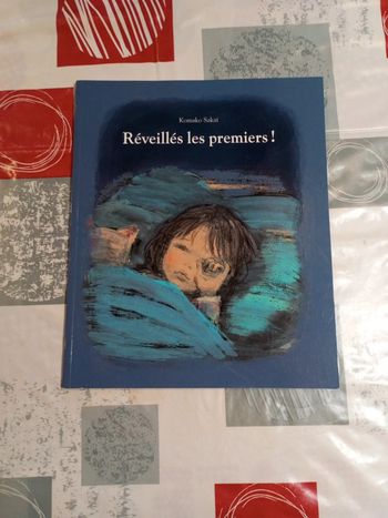 Réveillés les premiers ! De Komako Sakaï