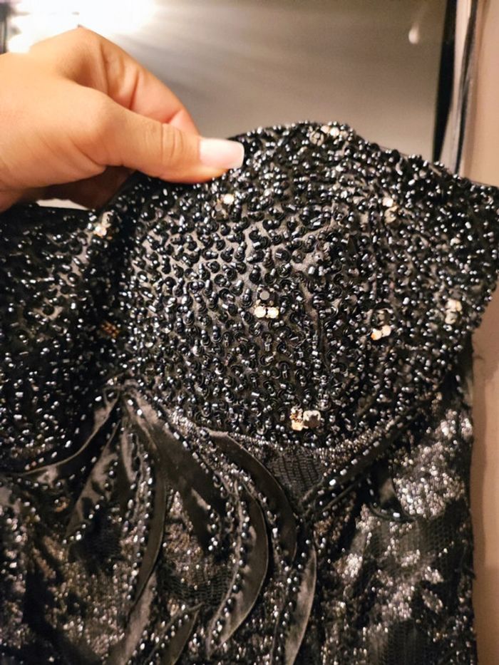 Robe de soirée scintillante - photo numéro 6