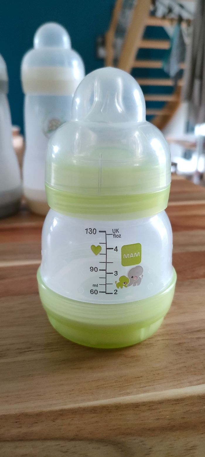 Lot biberon MAM - photo numéro 2