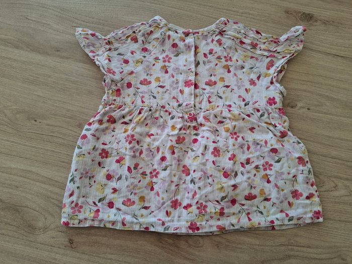 Blouse fleurie tao 18 mois - photo numéro 4