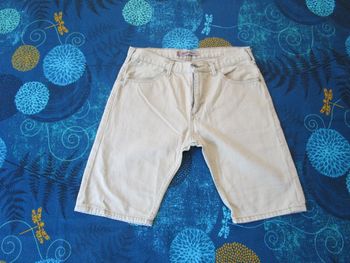 Jean Bermuda homme Levi's 504 straight coupe droite 100% coton Taille 42 W32 L13 Beige (A125)