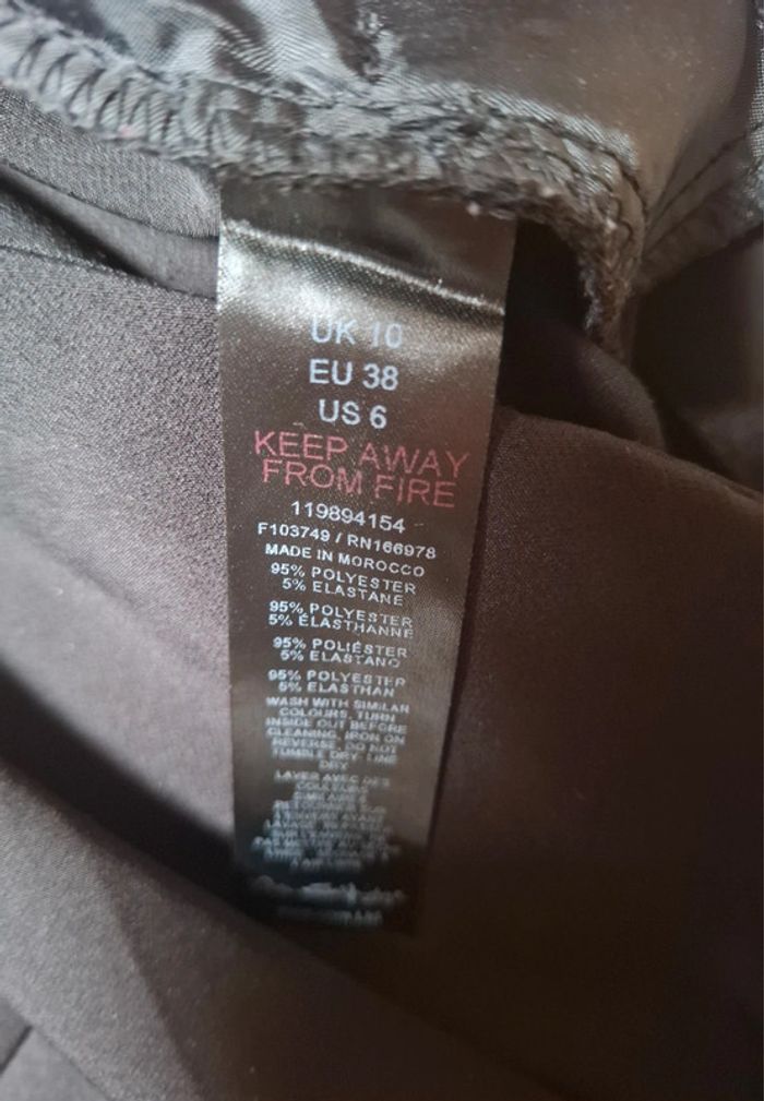 Pantalon noir miss selfridge petite taille 38
Coupe 7/8e - photo numéro 9