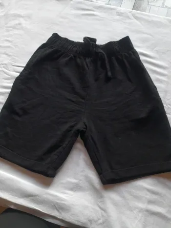 Short noir 12 ans
