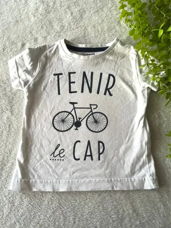 TEE shirt à courte manche pour petit garçon
