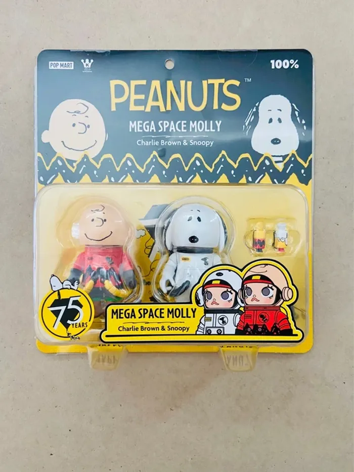 Pop Mart Mega Space Molly 100% x Peanuts - photo numéro 3