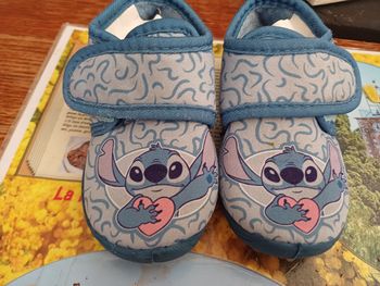 Chausson enfant stitch