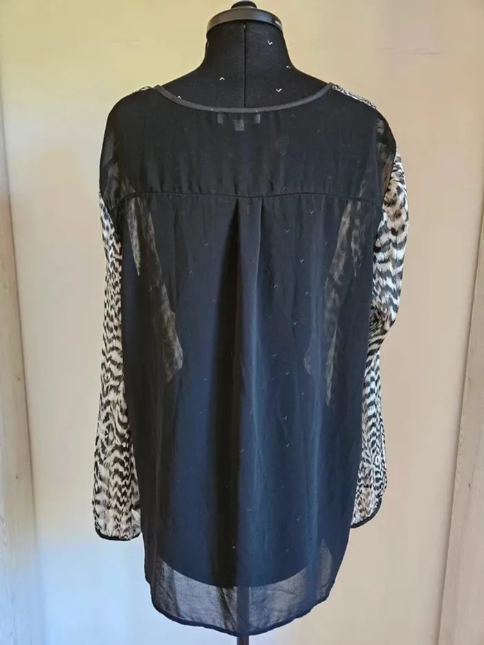 Élégante Blouse Manches Longues Motif Animalier Noir Blanc Taille 46 - Parfaite pour l'Été ! - photo numéro 2