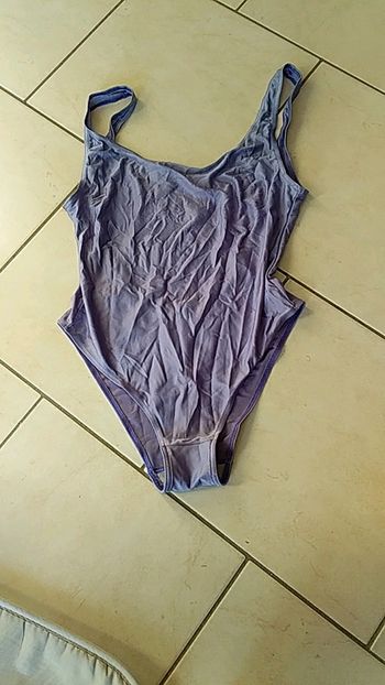 Maillot bain 1piece taille 42