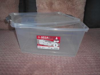 Boite de rangement avec couvercle