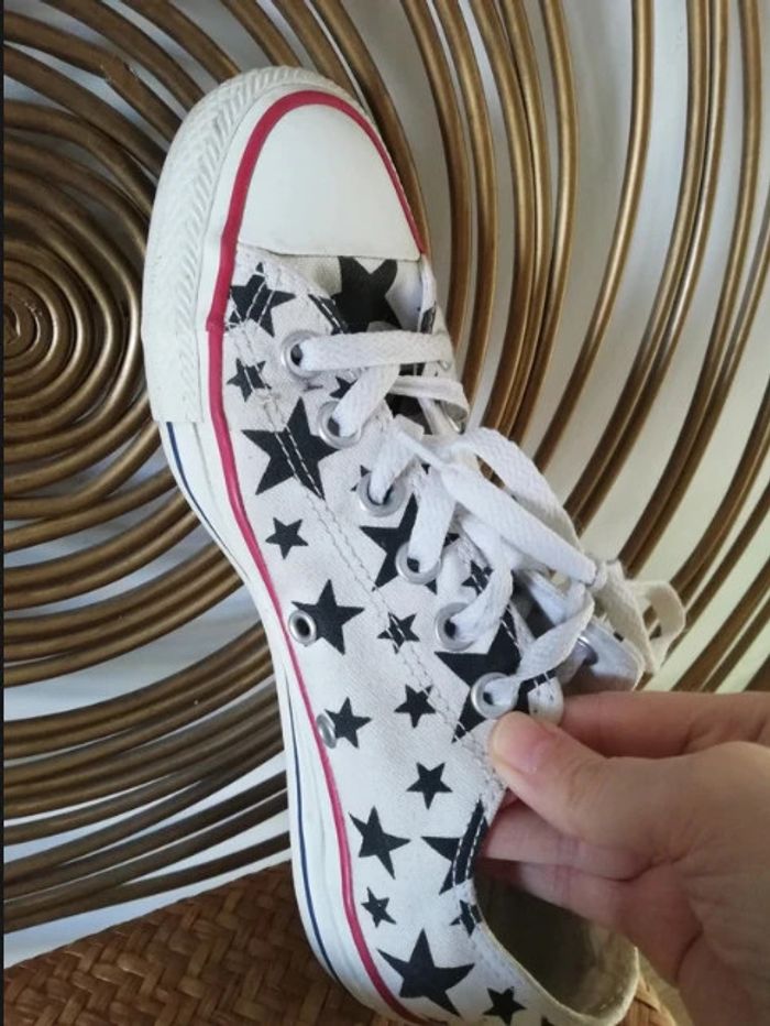 Converses motifs étoiles T37.5 - photo numéro 5