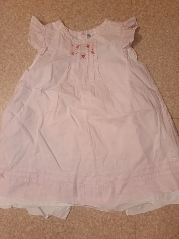 Une robe d'été 6 mois
