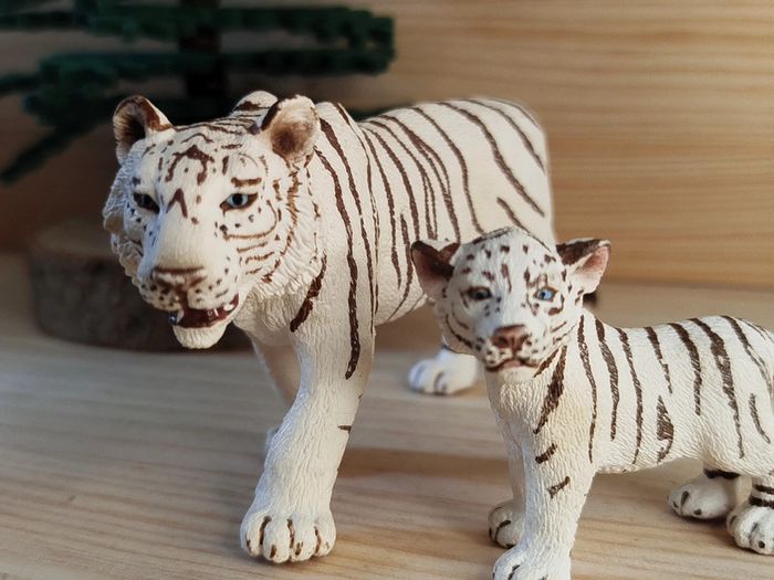 Schleich tigre blanc et son bébé Figurine animal de la savane - photo numéro 3