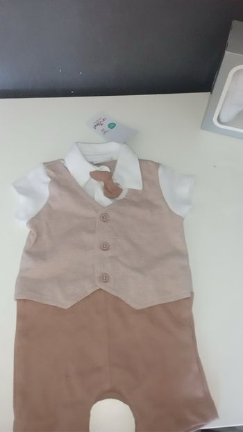 Costume bébé
