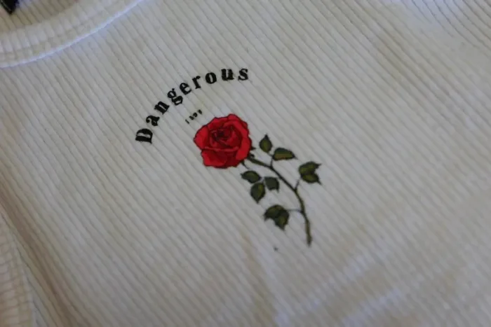 C35 top blanc Stradivarius M - photo numéro 3