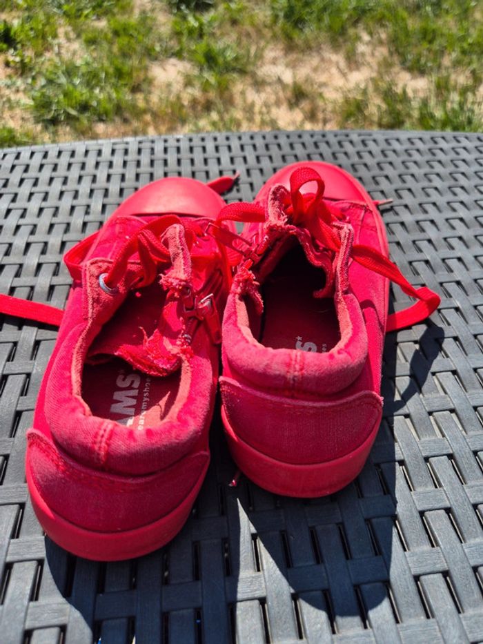 Chaussure Tams rouge pointure 33 - photo numéro 4