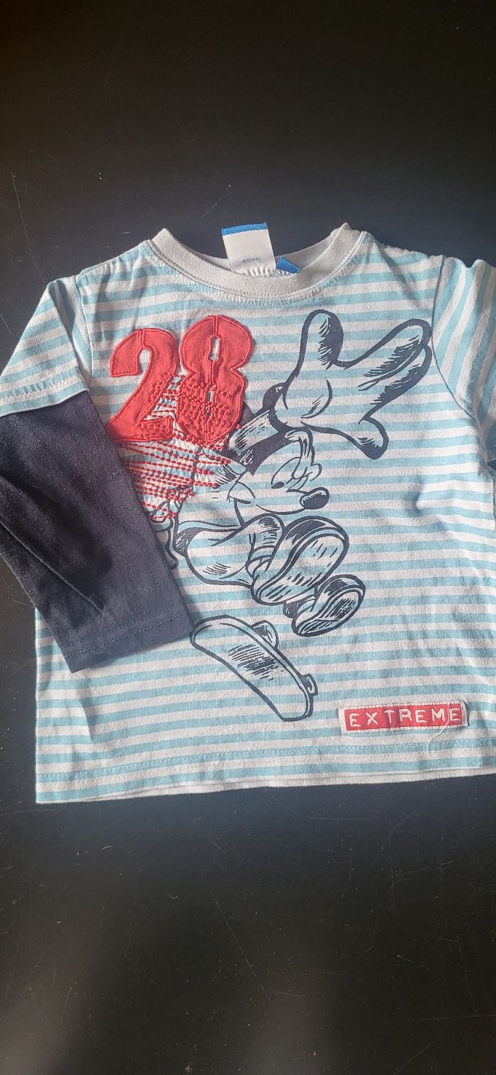 T-shirt mickey
