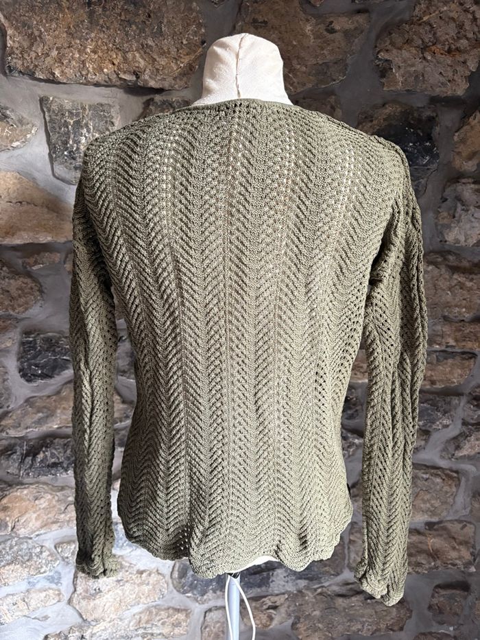 Pull en maille kaki ajouré - photo numéro 2