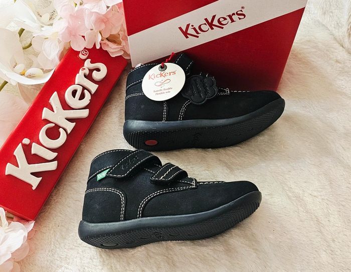 Bottes Bottines cuir Scratch Semelle Flexible Kickers T25 - photo numéro 2