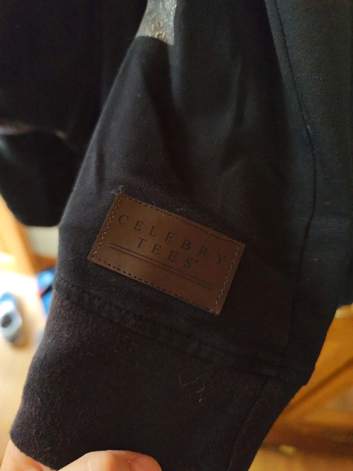 Pull a capuche - photo numéro 5
