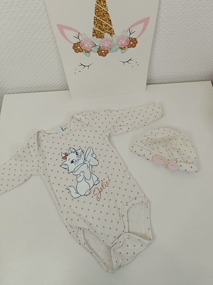 🦄 Body et bonnet bébé fille taille 6 mois 🦄