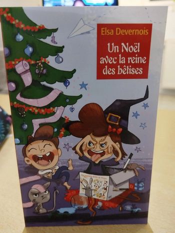livre "Un Noël avec la reine des bêtises"